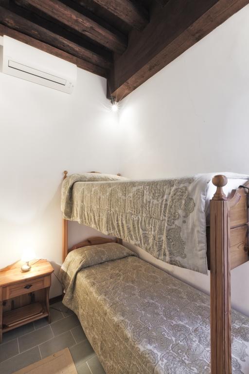 Palazzetto San Lio, Rialto Appartement Venetië Kamer foto