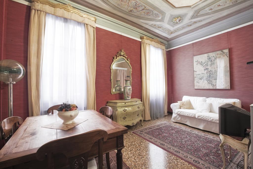 Palazzetto San Lio, Rialto Appartement Venetië Kamer foto